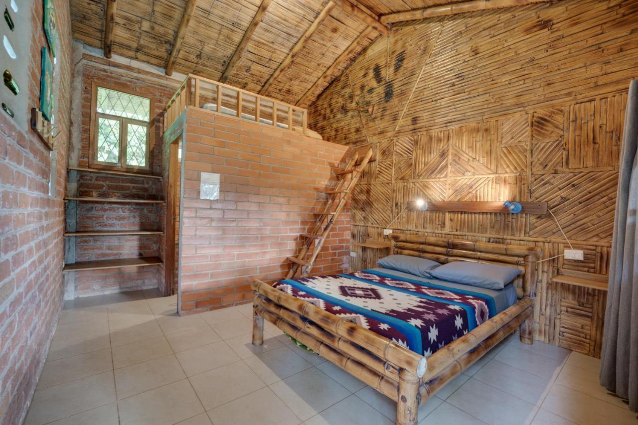 Hostal Pakay Tena Zewnętrze zdjęcie