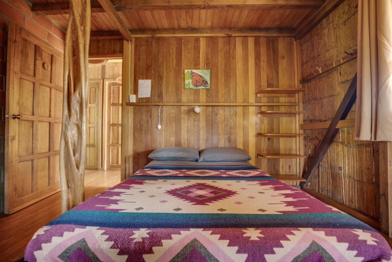 Hostal Pakay Tena Zewnętrze zdjęcie
