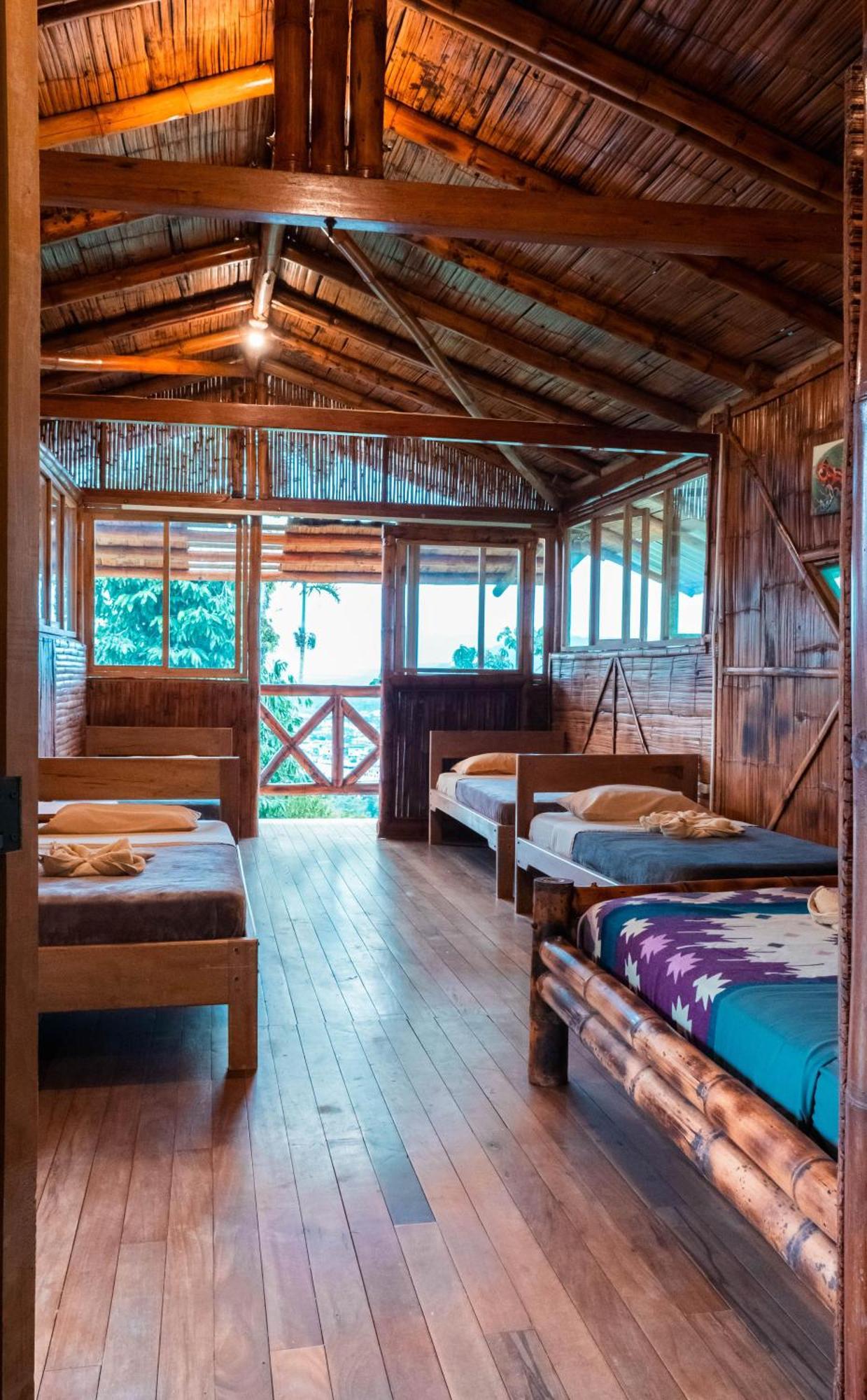 Hostal Pakay Tena Zewnętrze zdjęcie