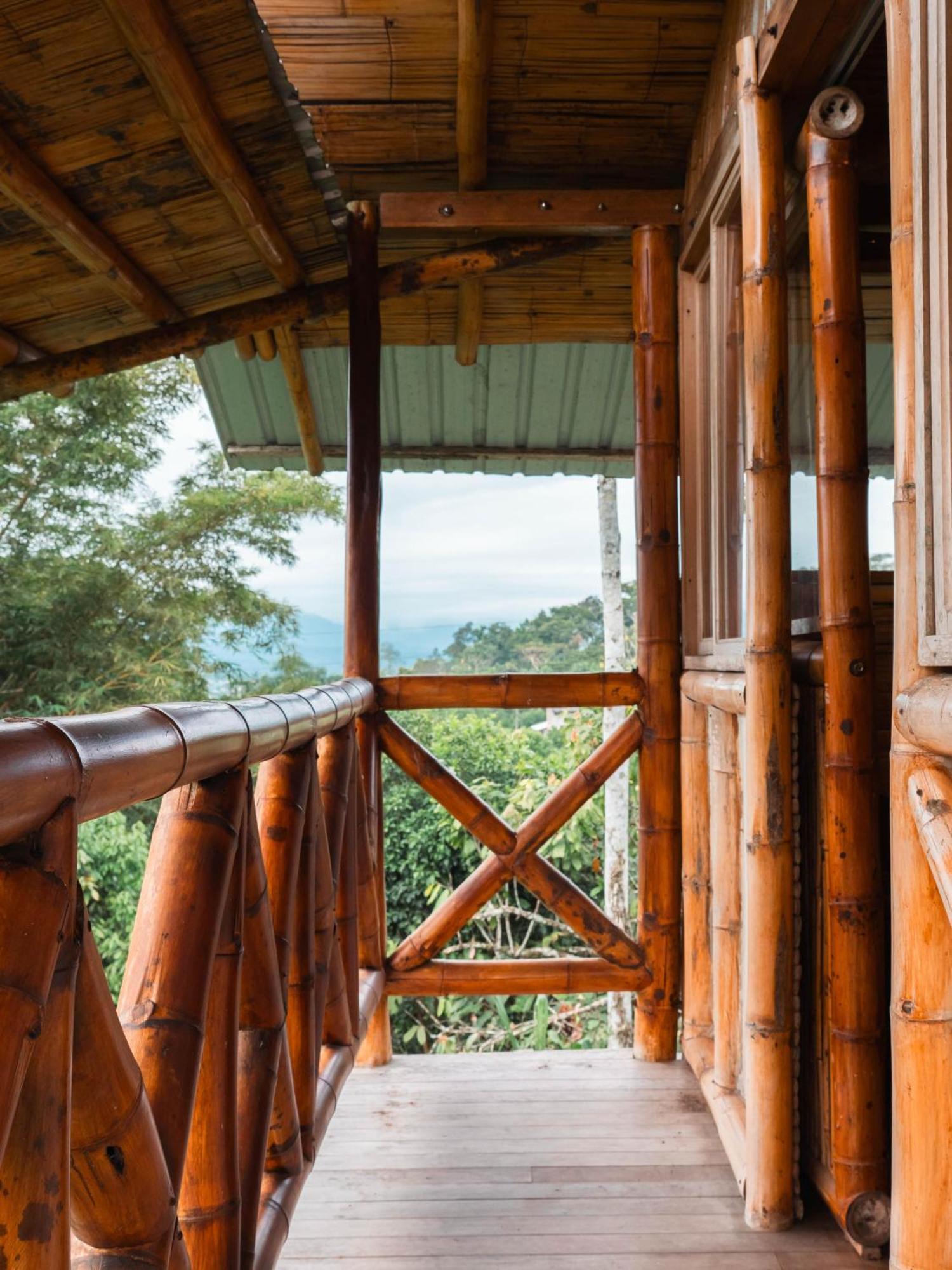 Hostal Pakay Tena Zewnętrze zdjęcie