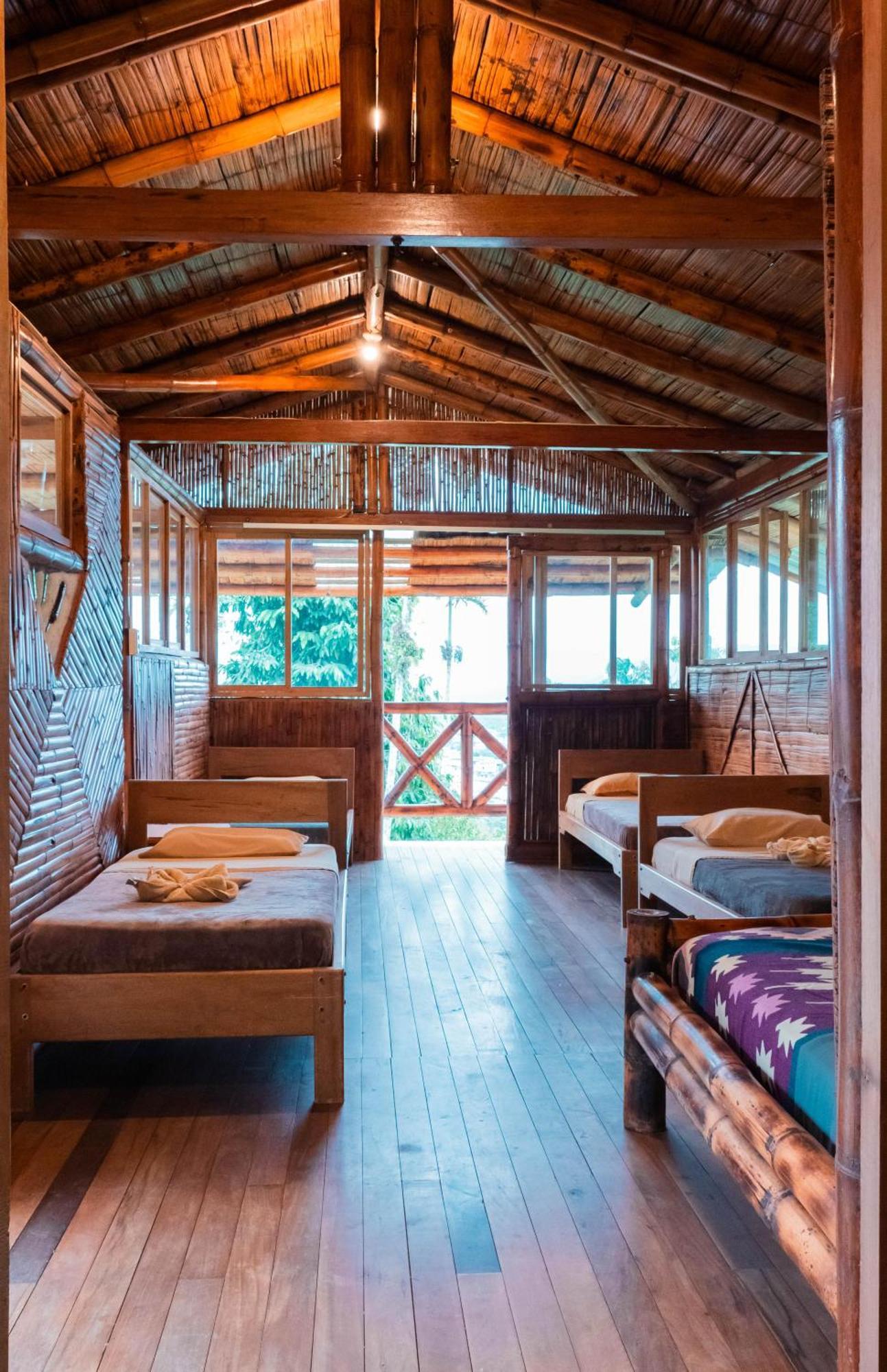 Hostal Pakay Tena Zewnętrze zdjęcie
